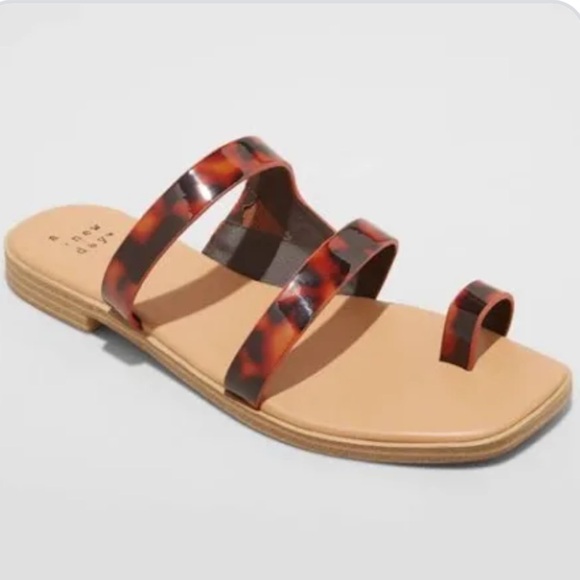 A New Day (Target brand) Tortoise Sandals - Picture 1 of 5